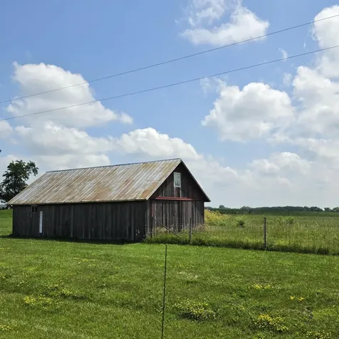 4246 U.s. 61 Wapello IA 52653