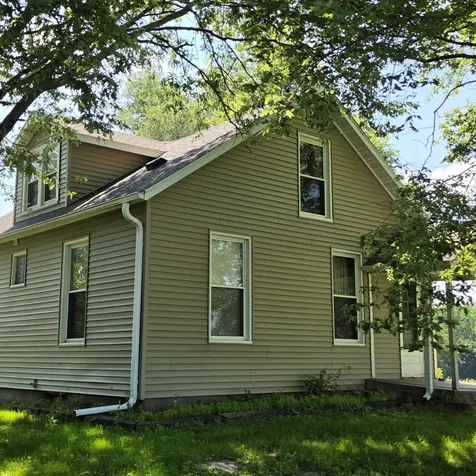 4246 U.s. 61 Wapello IA 52653
