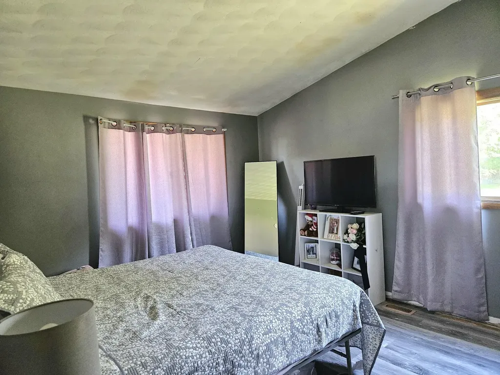 140 Hanover Street Letts IA 52754