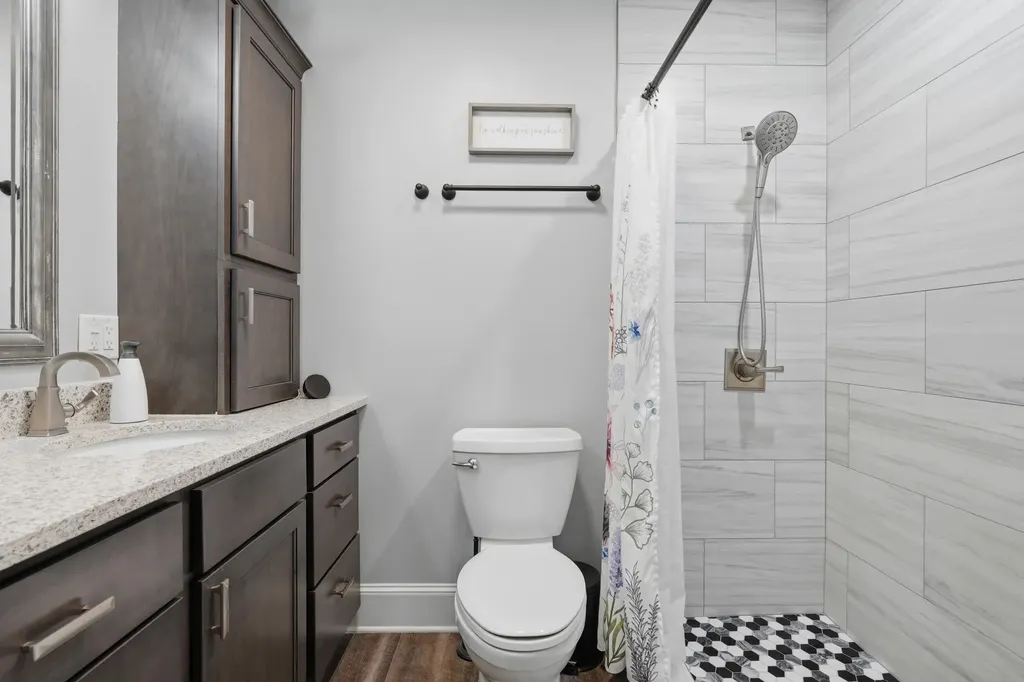 304 Myrtle Lane Muscatine IA 52761
