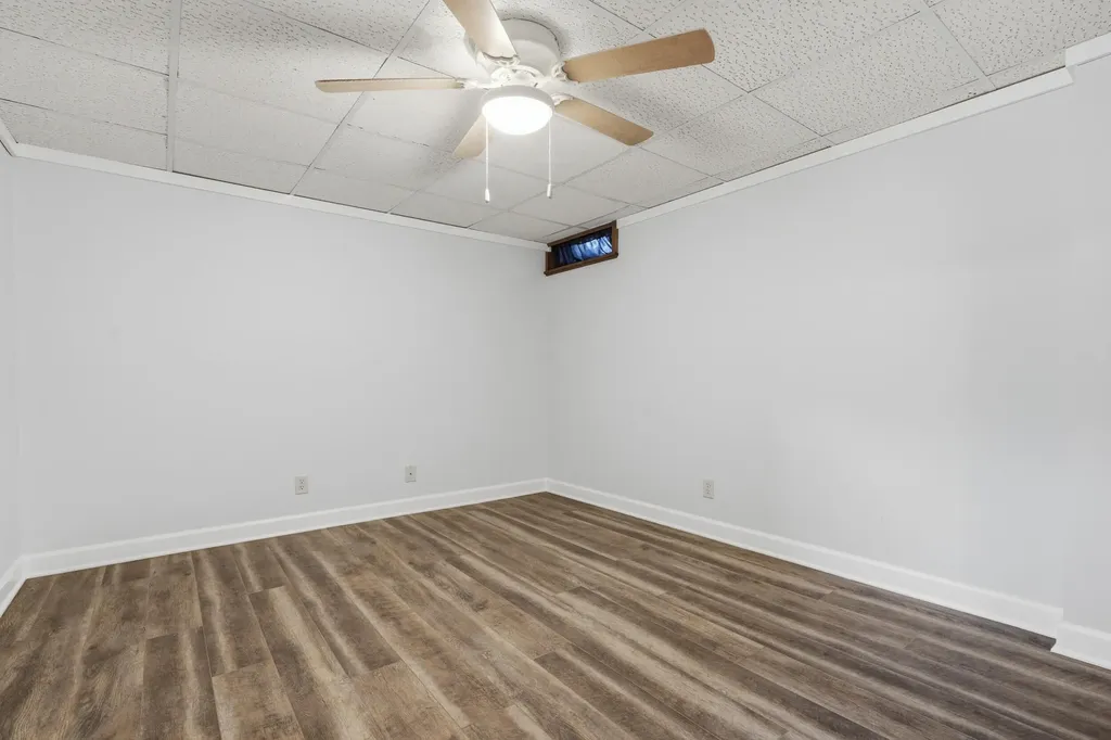 304 Myrtle Lane Muscatine IA 52761