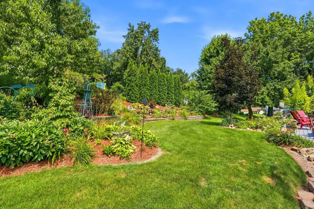 304 Myrtle Lane Muscatine IA 52761