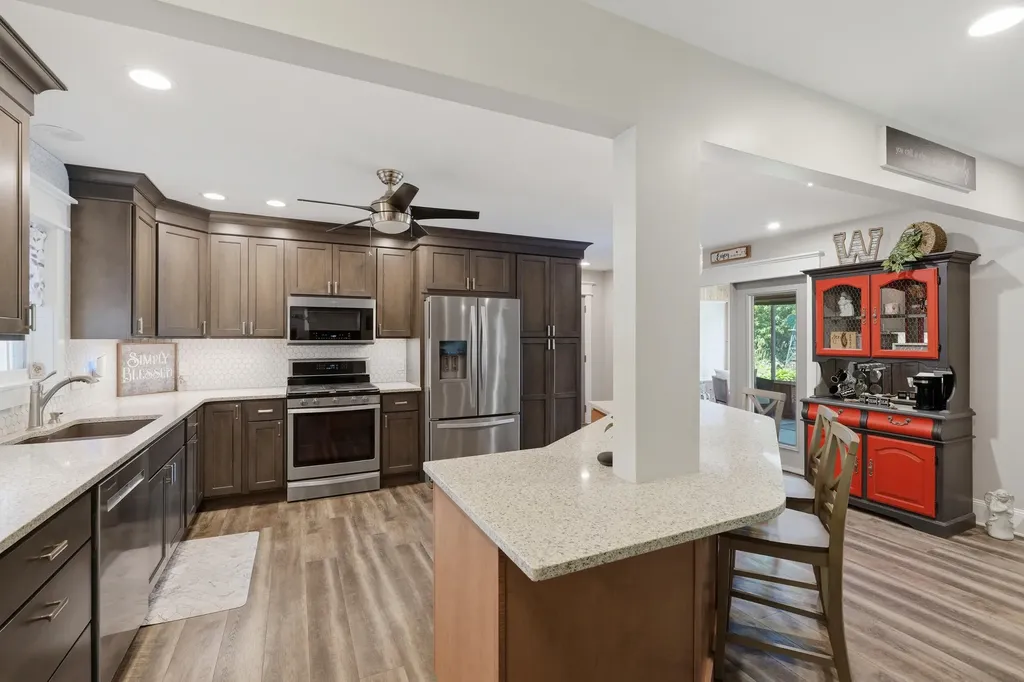 304 Myrtle Lane Muscatine IA 52761