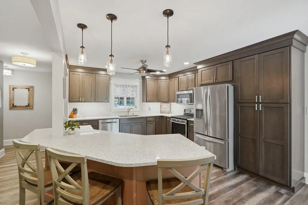 304 Myrtle Lane Muscatine IA 52761