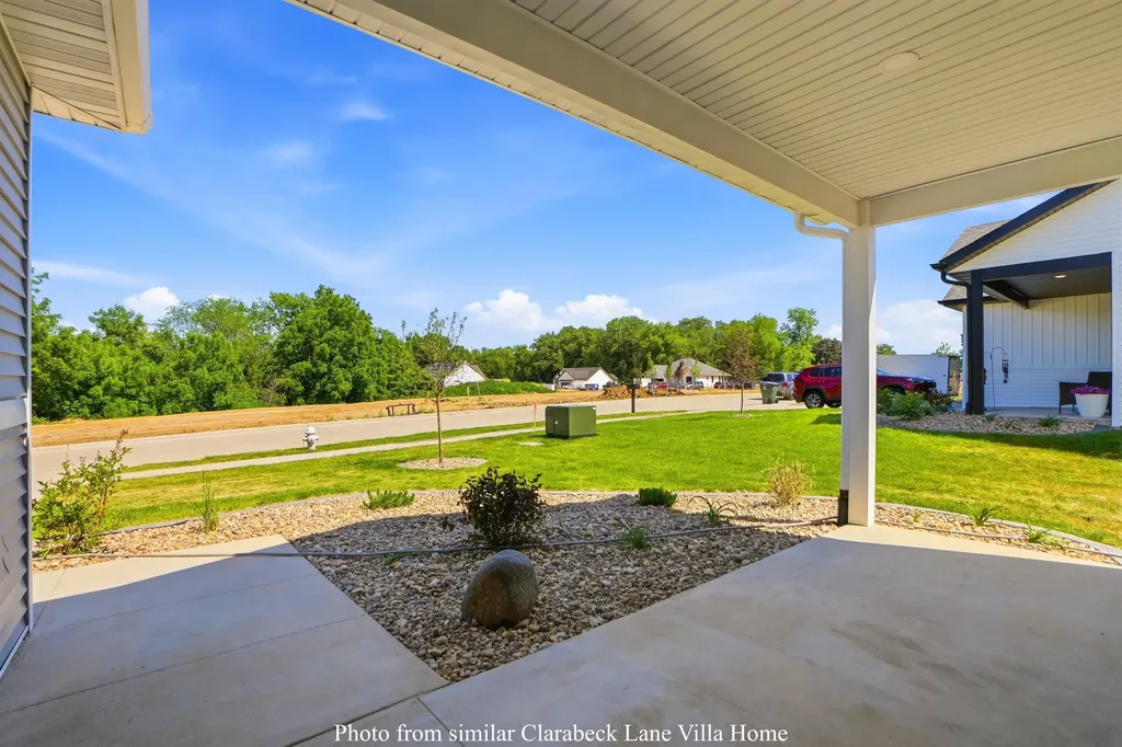 2010 Clarabeck Lane Muscatine IA 52761