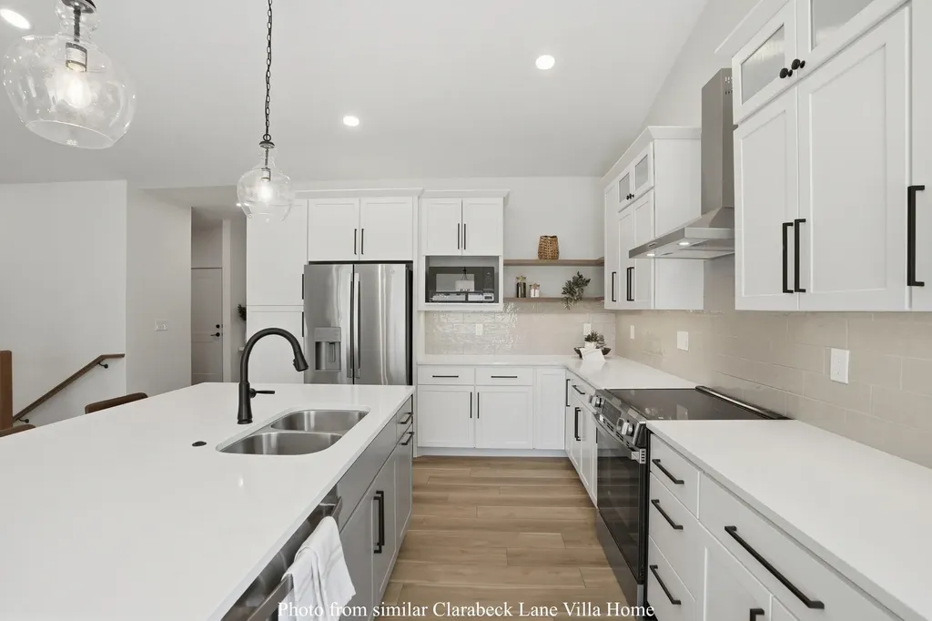 2010 Clarabeck Lane Muscatine IA 52761