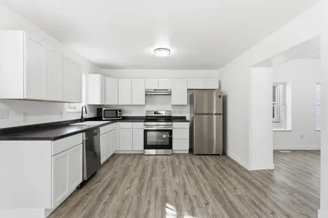 615 Mulberry Avenue Muscatine IA 52761