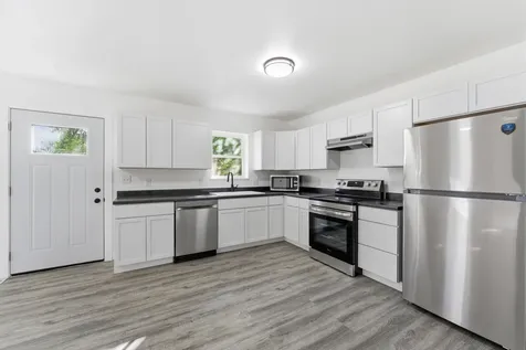 615 Mulberry Avenue Muscatine IA 52761