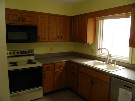 2264 Ridgeview Drive Muscatine IA 52761