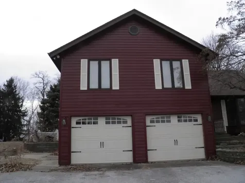 2264 Ridgeview Drive Muscatine IA 52761