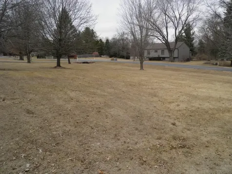 2264 Ridgeview Drive Muscatine IA 52761