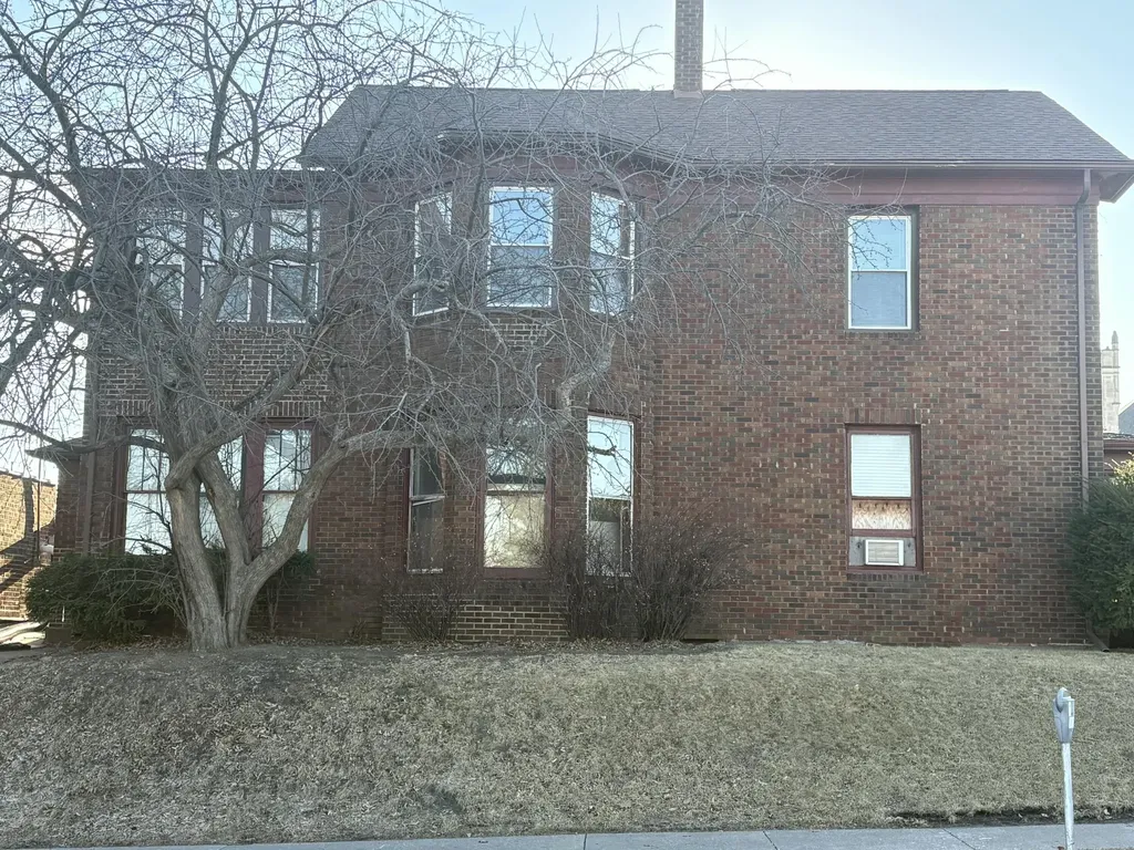 116 4th Muscatine IA 52761