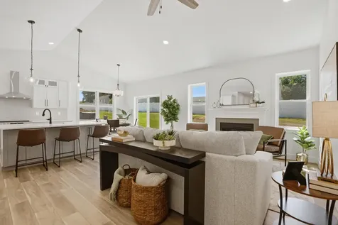 2106 Clarabeck Lane Muscatine IA 52761