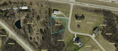 1518 Wildlife Drive Blue Grass IA 52726