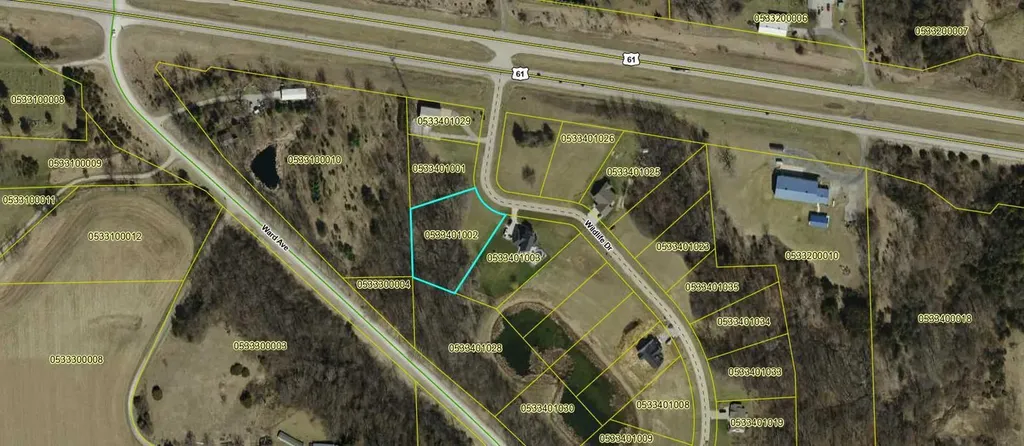 1520 Wildlife Drive Blue Grass IA 52726