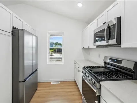 1421 Duncan Drive Muscatine IA 52761