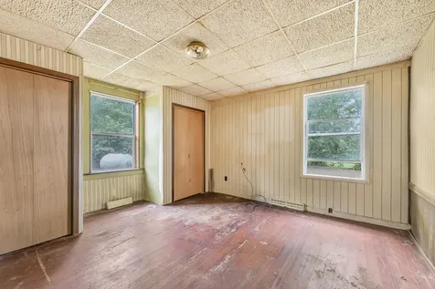2143 Madison Street Muscatine IA 52761