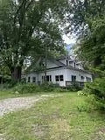 2143 Madison Street Muscatine IA 52761