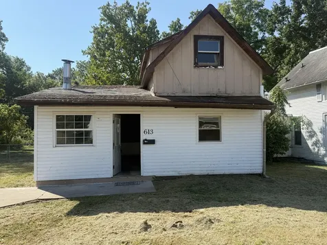 613 Dunham Street Burlington IA 52601