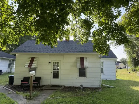 609 Main Street Wapello IA 52653