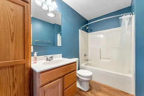 920 4th Street Wapello IA 52653