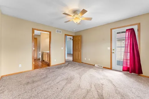 920 4th Street Wapello IA 52653