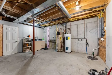 920 4th Street Wapello IA 52653
