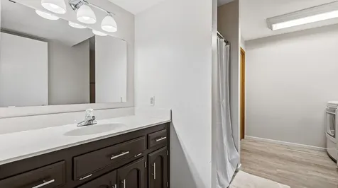 4841 Camelot Dubuque IA 52002