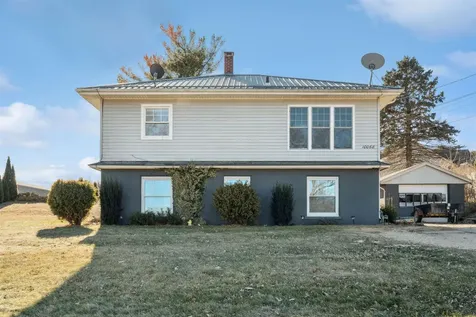 10068 Boleyn Dubuque IA 52001