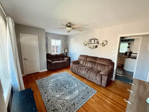 2265 Woodworth Dubuque IA 52001