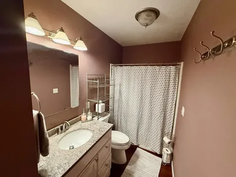 2265 Woodworth Dubuque IA 52001