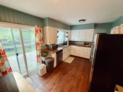 2265 Woodworth Dubuque IA 52001