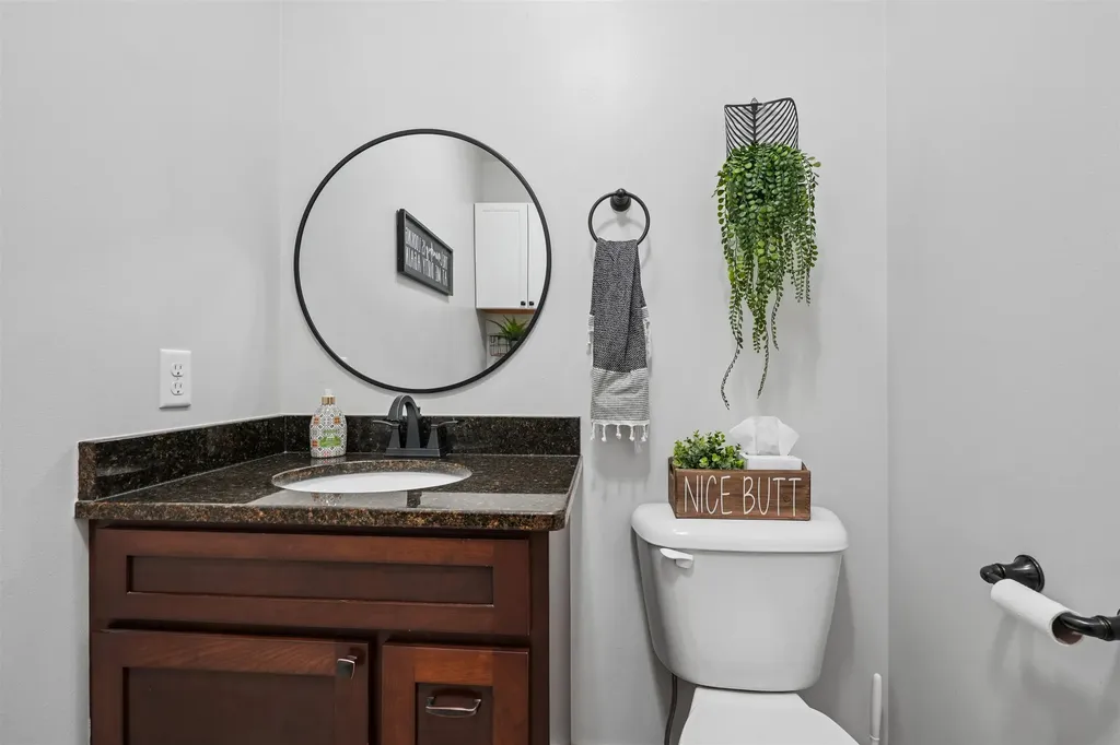 6543 N Cavendish Dubuque IA 52003