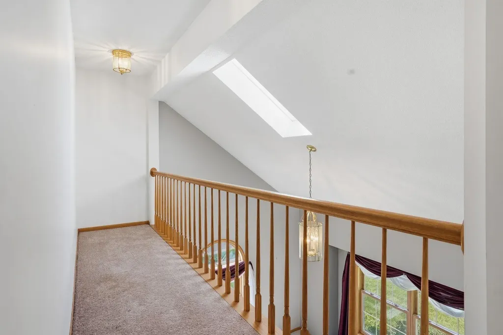 798 Carriage Hill Dubuque IA 52003
