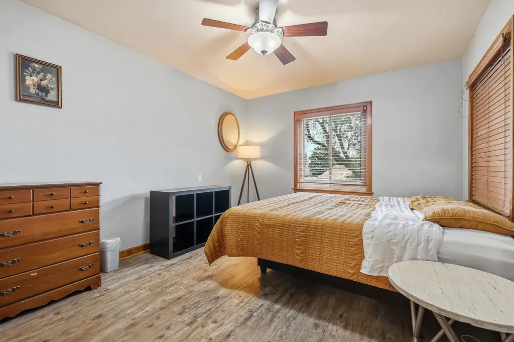 530 S Grandview Dubuque IA 52003