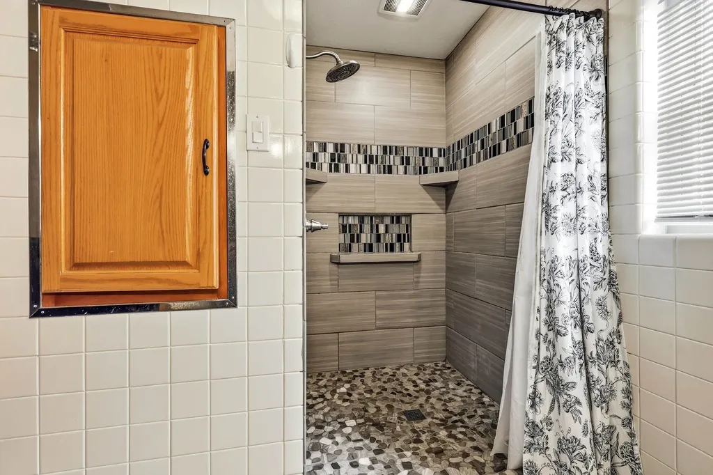 530 S Grandview Dubuque IA 52003