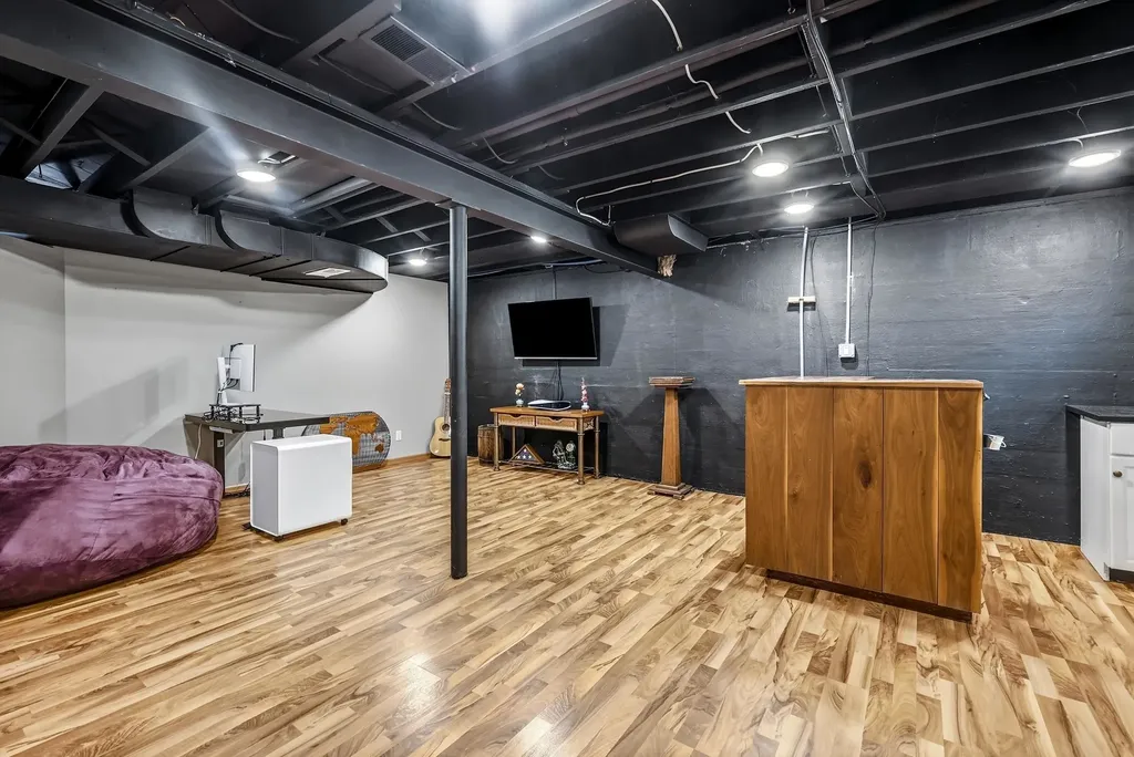 530 S Grandview Dubuque IA 52003