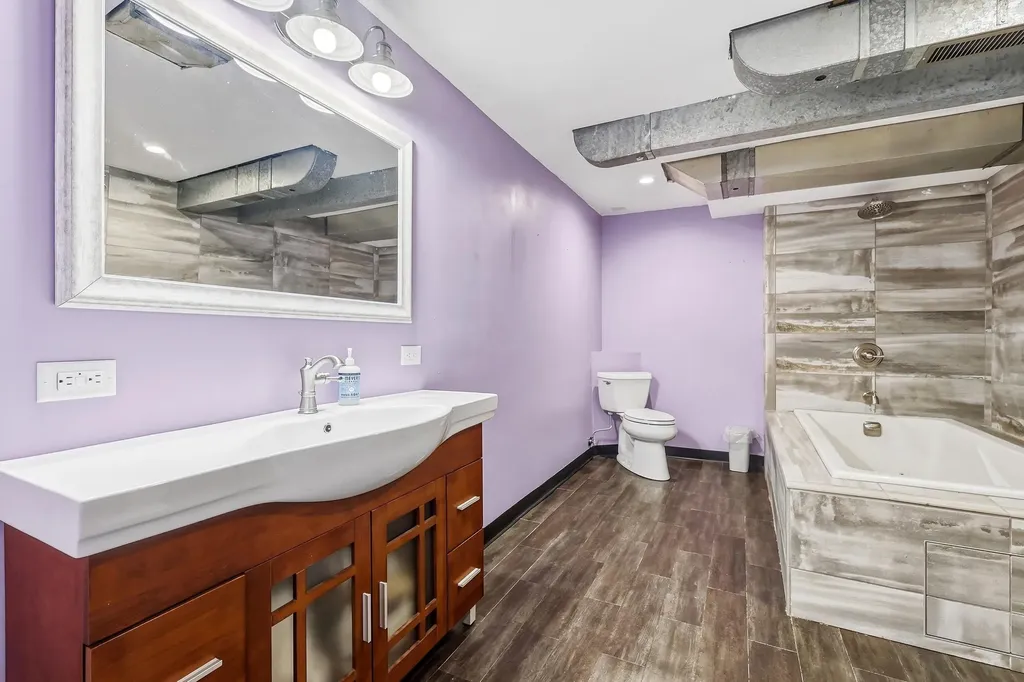 530 S Grandview Dubuque IA 52003