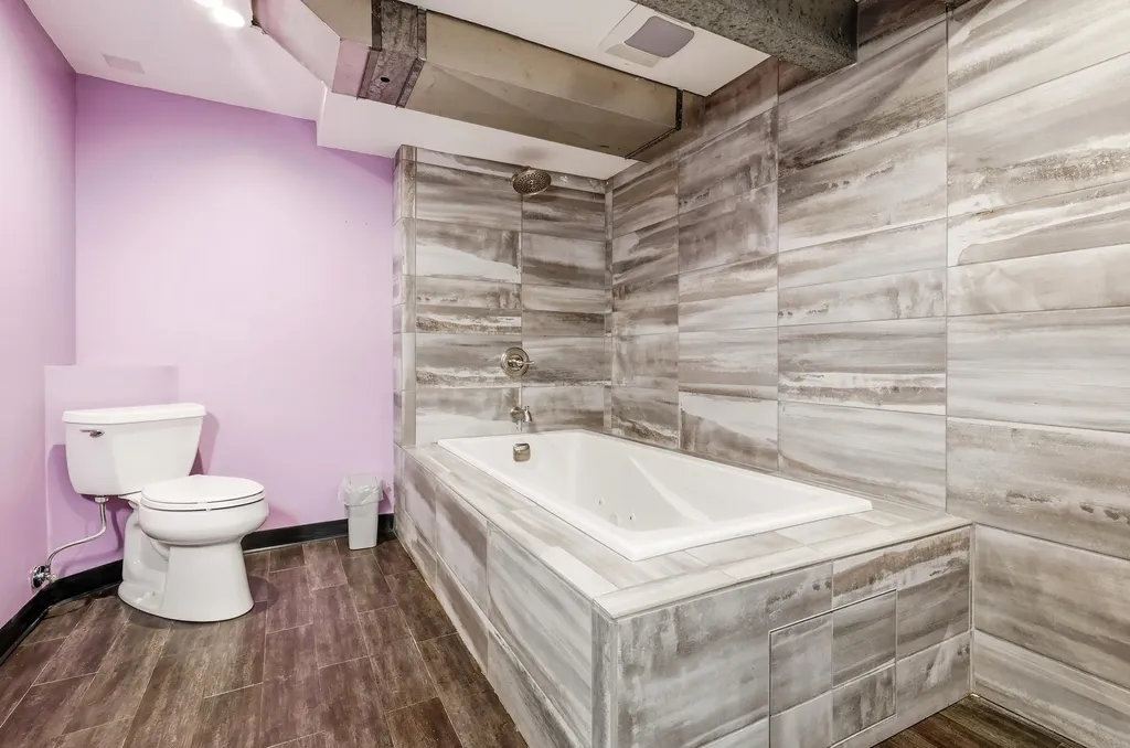 530 S Grandview Dubuque IA 52003
