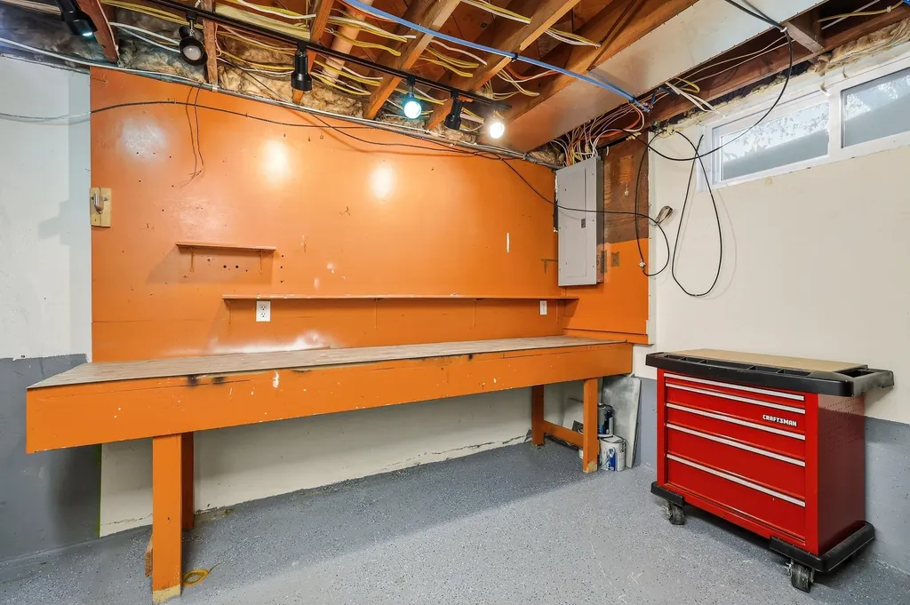 530 S Grandview Dubuque IA 52003