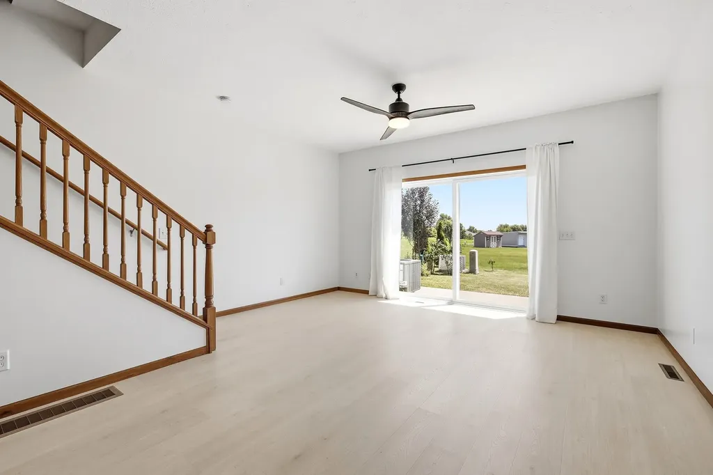 2650 Millstone Dubuque IA 52002