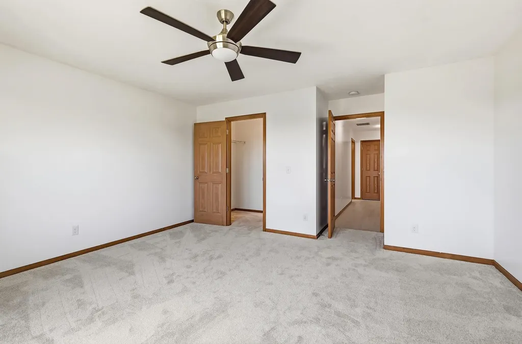 2650 Millstone Dubuque IA 52002