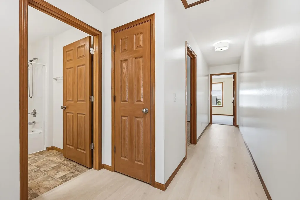 2650 Millstone Dubuque IA 52002
