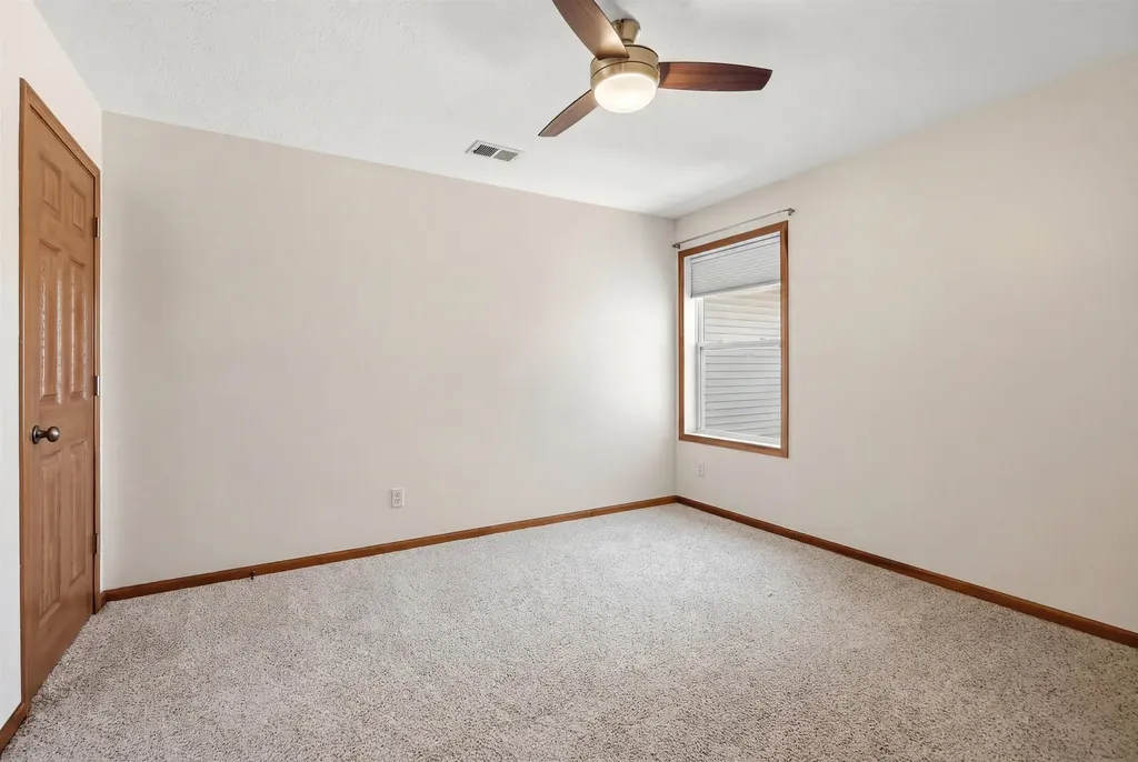 2650 Millstone Dubuque IA 52002