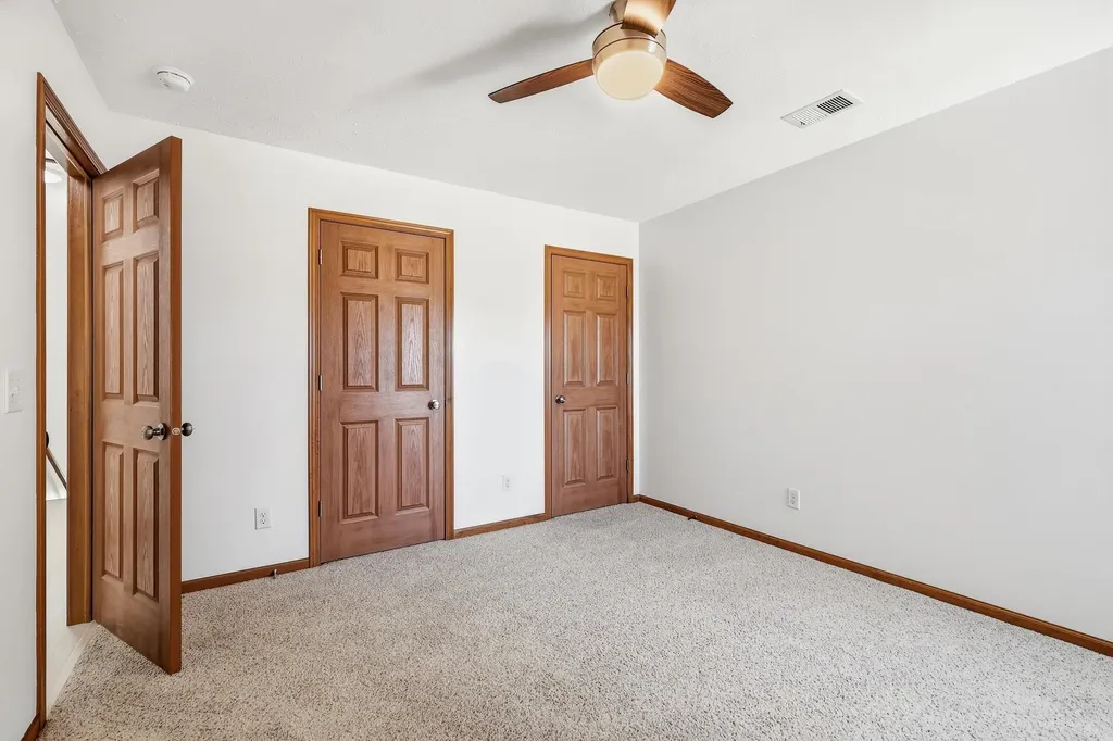 2650 Millstone Dubuque IA 52002