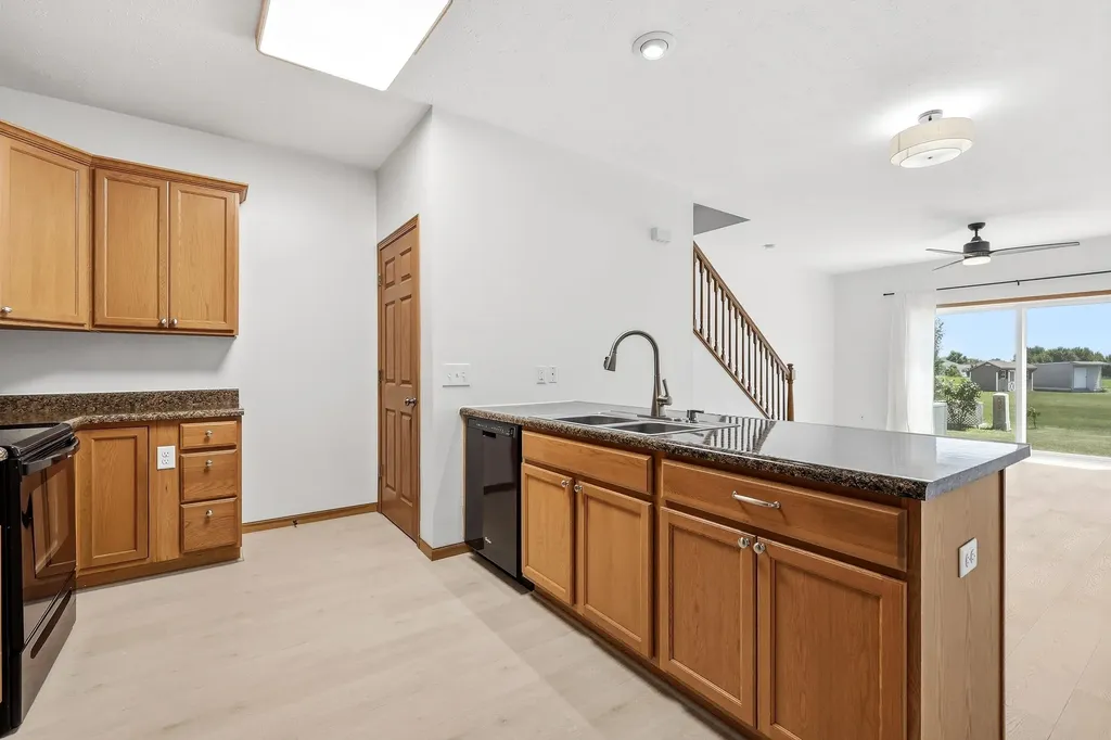 2650 Millstone Dubuque IA 52002