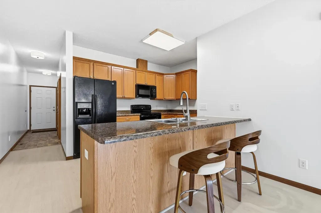 2650 Millstone Dubuque IA 52002