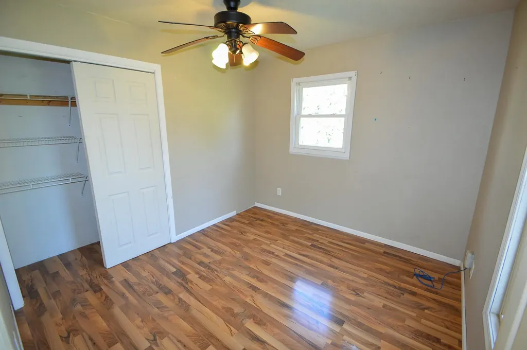 110 Grant Ryan IA 52330