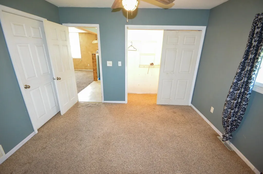 110 Grant Ryan IA 52330
