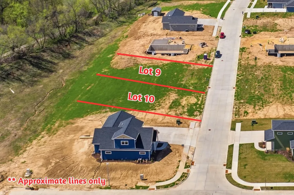 Lot 9 Tiffany Dubuque IA 52001